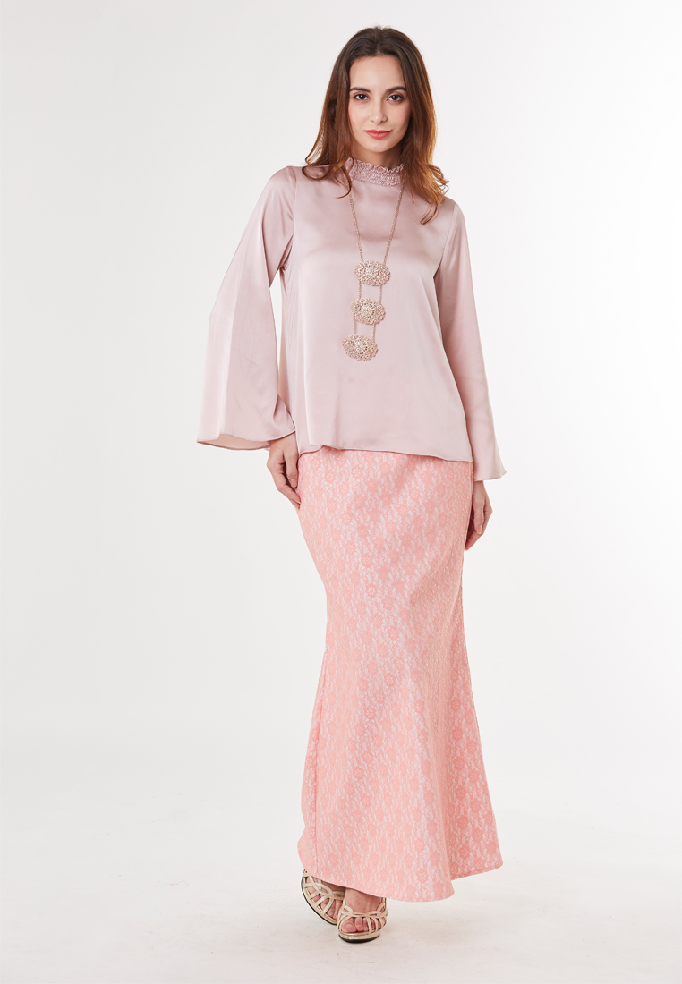 Metrojaya - Hena - Zona Blouse With Frilled Sleeves