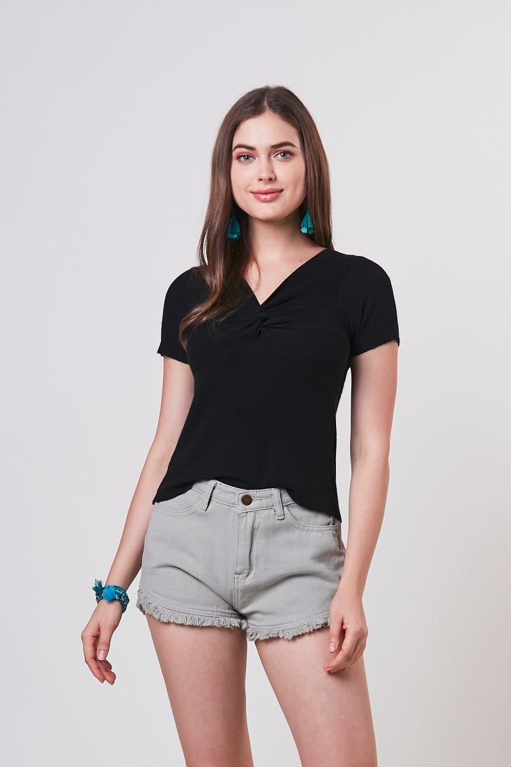 Kristin - Machine Knit Top - Black - Metrojaya Online Shop